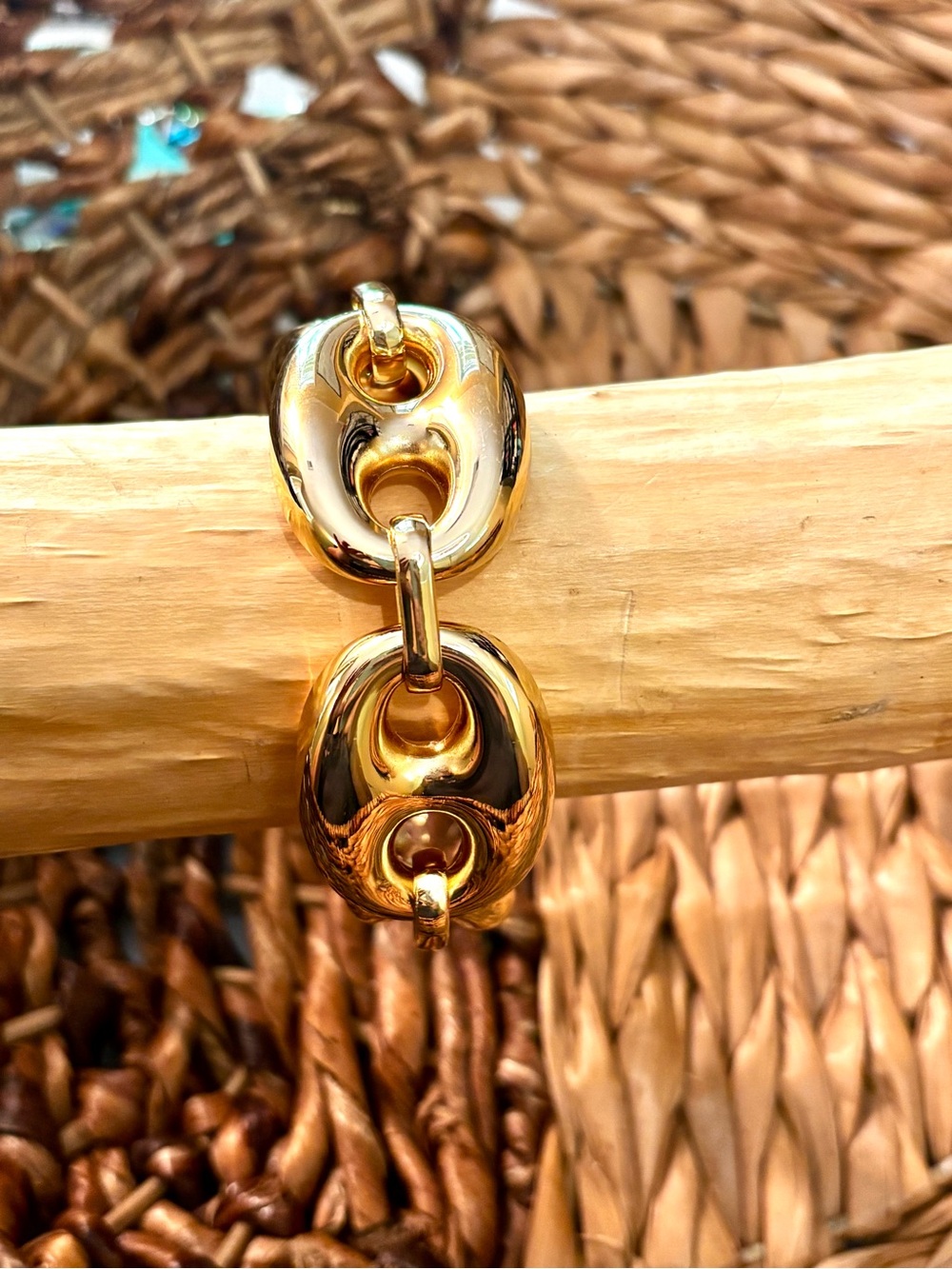 Gold Link Chain Bracelet - Women’s Fashion Jewelry